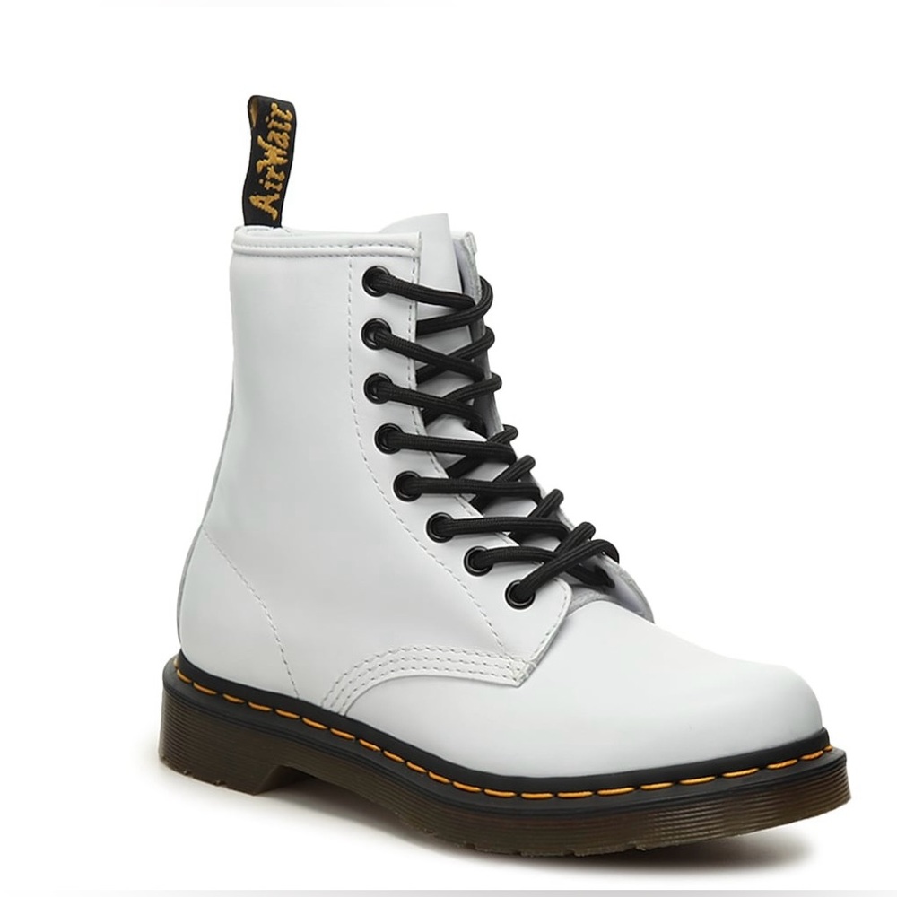 Doc Dr. Martens Air Wair 1460/ 25057 Softy White Leather Combat Boots 9 Women’s